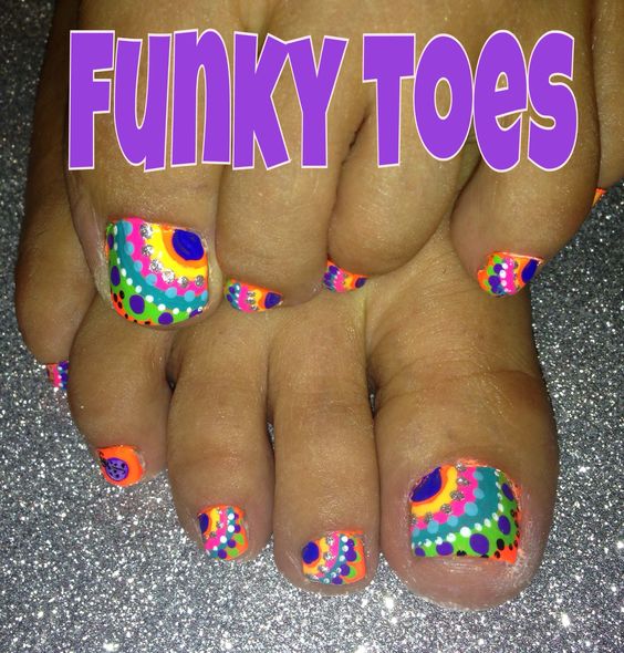 Funky Toes
