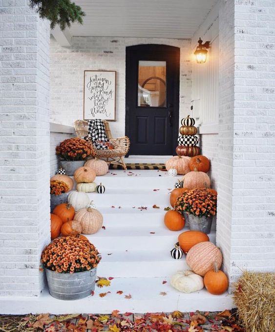 Pumpkin Entry Way Idea