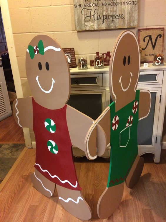 DIY Outdoor Christmas Decorations - Gingerbread Man