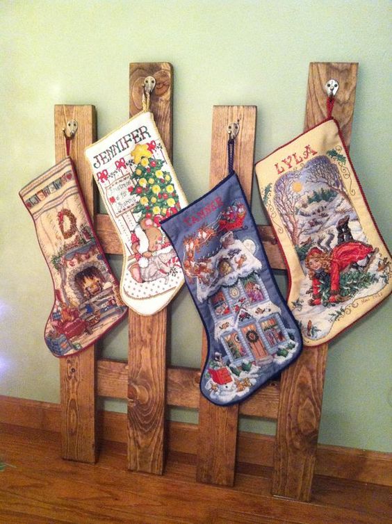 DIY Christmas Stocking Holders Ideas - DIY Cuteness