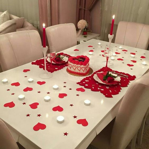Valentines Day Dinner Romantic Table Settings